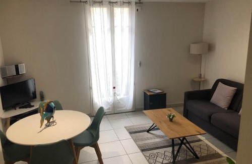 Sete Apartamento | LES POISSONS