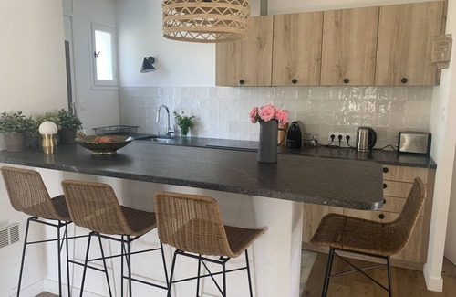 Les Portes-en-Re Casa | PUERTAS: Magnífica vista, casa muy tranquila, a 150 metros de las playas, a 5 'del pueblo