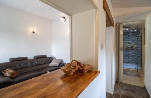 Saint-Avit-Saint-Nazaire Casa | Les pouges