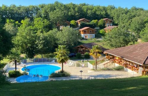 Mauroux Chalet De Esquí | LES REFUGES DU LOT Kouki's Lodge