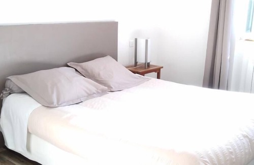 Saint-Astier Cama Y Desayuno | Les Rives de l'Isle