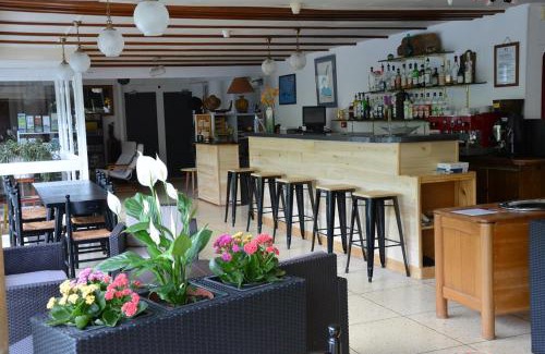 Brusque Hotel | Les rocks
