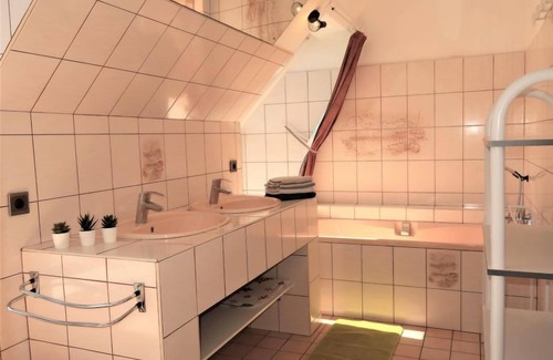 Plouescat Casa | Casa de vacaciones Les Romarins (PLC204) en Plouescat - 6 personas, 3 dormitorios
