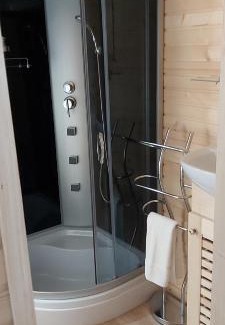 Vallon-en-Sully Cama Y Desayuno | Les Roulottes des Ris