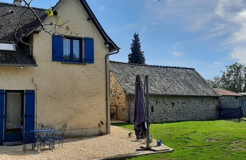 Saint-Bonnet-l'Enfantier Apartamento | Les Sabots D'angélina Appartement de Charme au Cœur de la Campagne Corrézienne