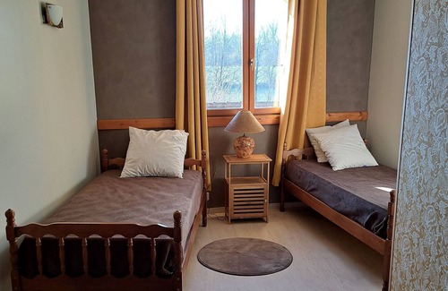 Bregnier-Cordon Casa | Les sables stopover and holiday cottage