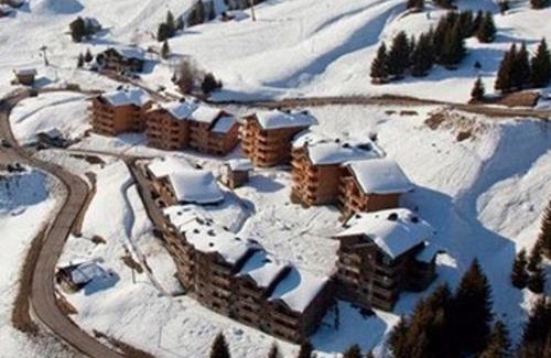 Bisanne 1500 Apartamento | Les Saisies: 3 pièces cosy, 2 sdb, balcon, parking, 6 pers - FR-1-293-78