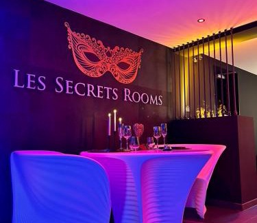 Bonneville Apartamento | LES SECRETS ROOMS - BONNEVILLE - LOVE ROOM 130m2 - SPA PRIVATIF