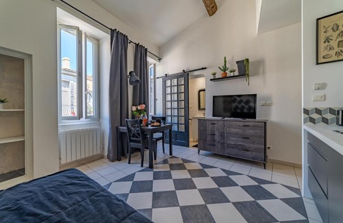 Faubourg Apartamento | Les Temps Modernes - Une Nuit à Nîmes