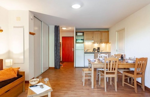 Les Bottieres Apartamento | Les terrasses des bottières by Interhome