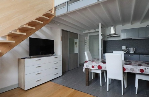 La Bourboule Apartamento | Apartamento 'Les Volcans - Guillaume' con vistas a la montaña y Wi-Fi