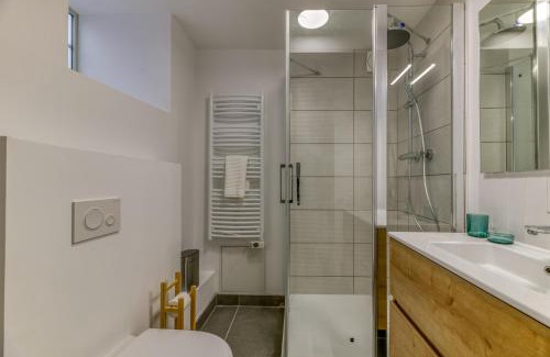 Saint-Vallier Apartamento | Les Volets Bleus - Centre ville - WIFI by CLÉ HÔTES