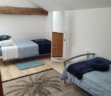 Pointis-Inard Casa | Les Volets Bleus