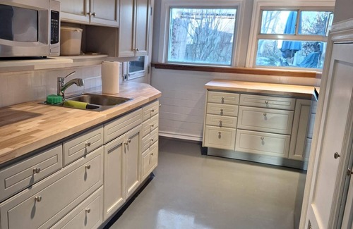 Old Toronto Casa | Leslieville Airbnb Whole House