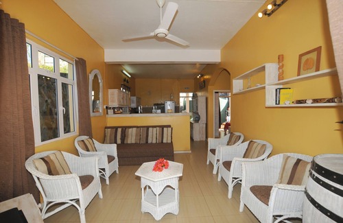 Coromandel Casa | LEsperance in Rodrigues with Wifi and Aircondition