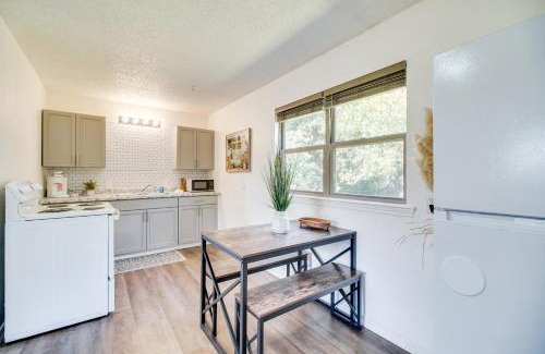 Sallisaw Casa | Less Than 1 Mi to Cherokee Casino Sallisaw! Home Near I-40