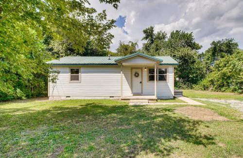 Sallisaw Casa | Less Than 1 Mi to Cherokee Casino Sallisaw! Home Near I-40