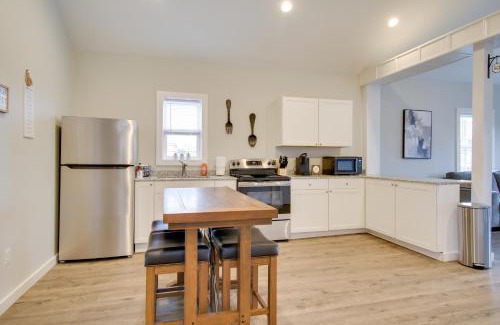Oswego Casa | Less Than 1 Mi to Lake Ontario Oswego Group Retreat