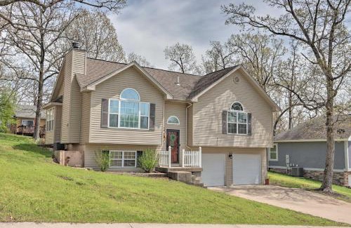 Osage Beach Casa | Less Than 1 Mi to Marina Family-Friendly Osage Beach Home