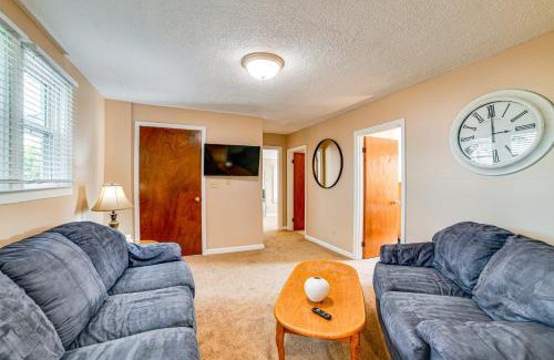 Munsons Corners Apartamento | Less Than 2 Mi to SUNY Cortland Unit with Private Parking