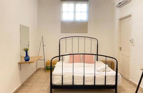 Beirut Apartamento | Lester 4-Bedroom Apartment in Mar Mikhael