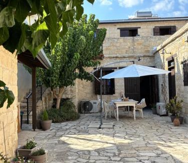 Vasa Koilaniou Casa | Levanda House - Traditional House
