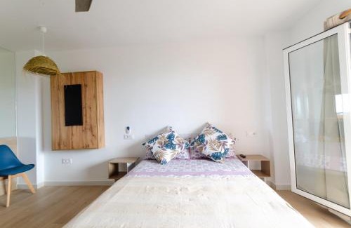 Playa de Vera Apartamento | Levante 24 Estudio Naturista primera línea