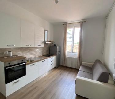Savena Casa | Levante Apartment