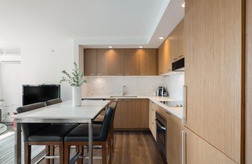 Downtown Vancouver Hotel | Level Vancouver Yaletown - Seymour