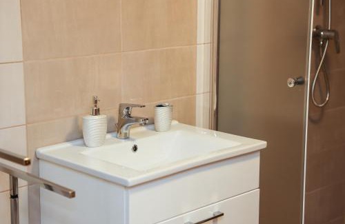 Bekesszentandras Casa | Levendulás Tanya Szarvas - Jakuzzi és medence