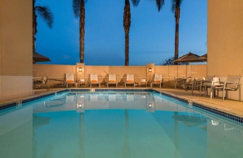 Santa Clara Casa | Levi's Stadium and California's Great America on your doorstep