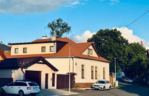 Velky Slavkov Casa | LEVIAL Rooms