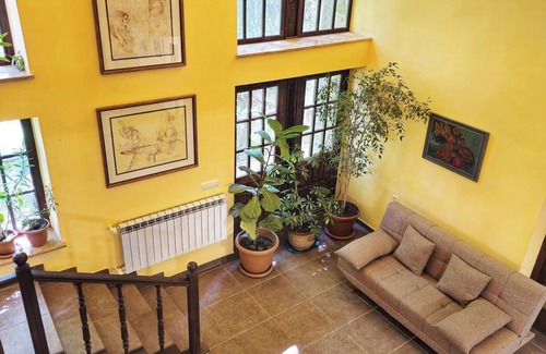 Parpi Casa | Levon's Dom