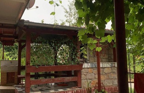 Donji Lapac Casa | Ličke noći