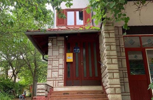 Donji Lapac Casa | Ličke noći