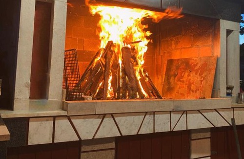 Donji Lapac Casa | Ličke noći