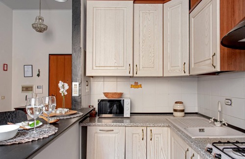 Livorno Apartamento | Li-e625-pipa16a1 - The Journalist House