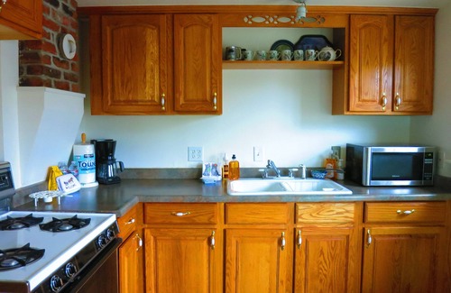 Central City Cabaña | RETIRO VICTORIANO ROMÁNTICO EN LA CIUDAD HISTÓRICA DE COLORADO GOLD RUSH SLEEPS 4-5