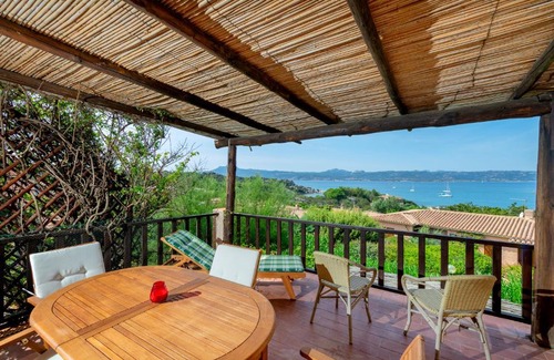 Baja Sardinia Apartamento | Li Mucchi Bianchi LC-33