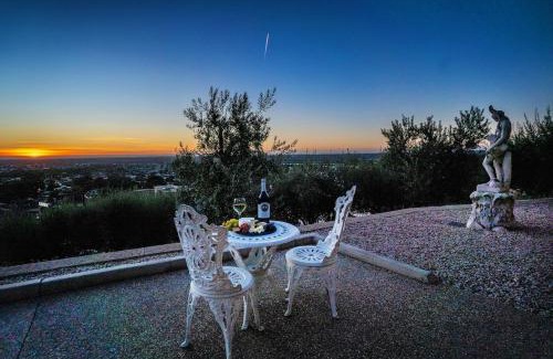 Rostrevor Casa | LIAPIS ESTATE Rostrevor Adelaide
