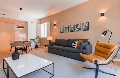 Sao Jose Apartamento | Liberdade Elegance W/Rooftop Pool by LovelyStay