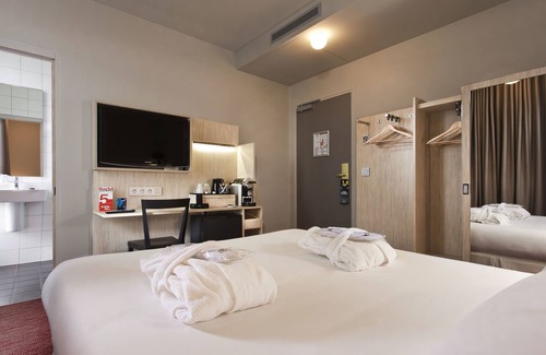 Saint-Vincent-de-Paul Hotel | Libertel Gare Du Nord Suede