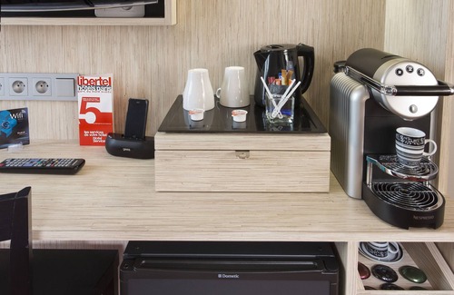 Saint-Vincent-de-Paul Hotel | Libertel Gare Du Nord Suede