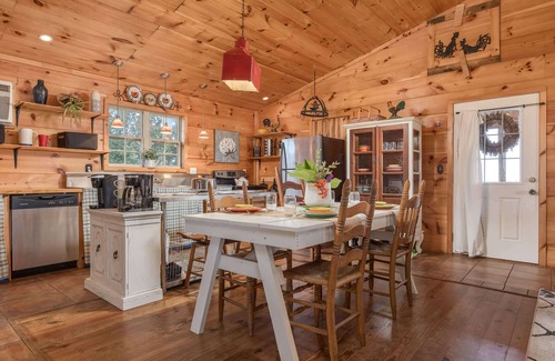 Valley Head Casa | Liberty Lodge on the Americana Farm