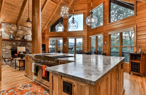Ellijay Cabina | Liberty Lookout | Ellijay, GA