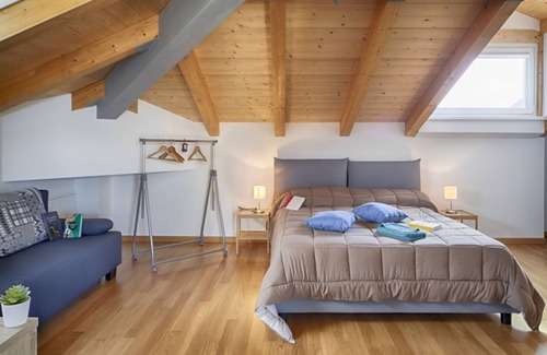 San Giovanni-Chiadino-Rozzol Apartamento | Liberty on the Gulf! Private room x3 FREE WIFI A / C