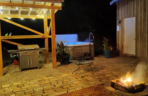 Stockdale Cabaña | Liberty Retreat No Added Fees!