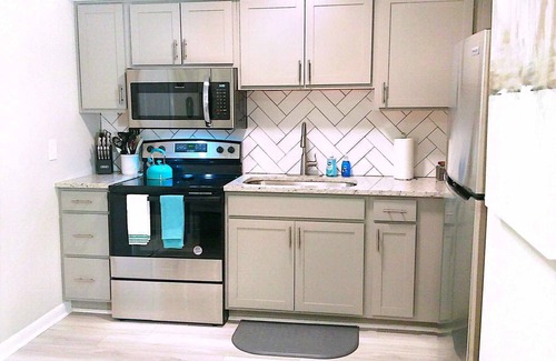Pine Forest Casa | Liberty Towne- Within a short drive of I-95 and Fort Liberty
