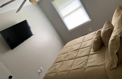 Stockbridge Casa | Liburd’s Holding residential home (free parking)