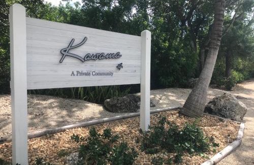 Key Largo Apartamento | LICENSED MGR - MODERN OCEANFRONT CONDO! BEAUTIFUL OCEAN VIEWS! BEACH RESORT! 2 KING BEDs!